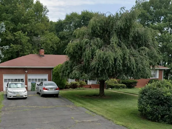18 Foley Avenue, Edison, NJ 08820