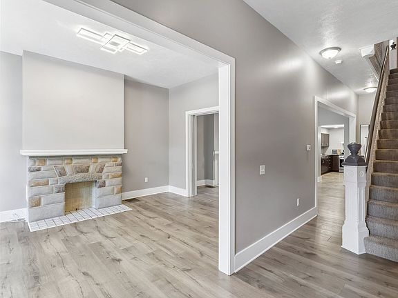 5th image of 180 Home St
