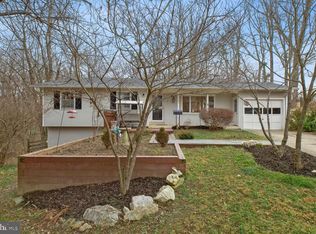 6101 Fernleigh Blvd, Springfield, VA 22152