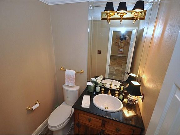 4th image of 21310 Lochmere Ln