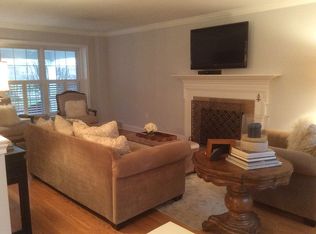 203 Sycamore Ln, Wallingford, PA 19086