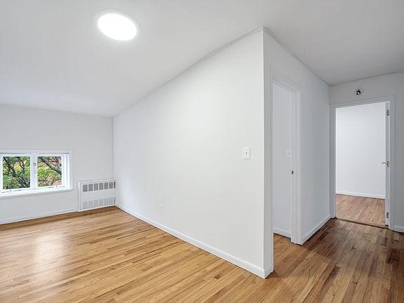 3rd image of 103 Atlantic Ave APT 4F
