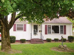 409 W Center St, Bourbon, IN