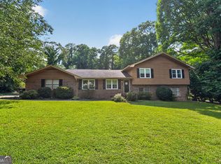 2197 Valley Creek Cir, Snellville, GA 30078