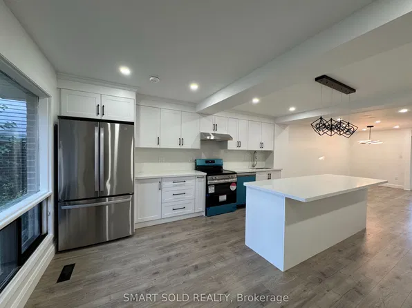 4082 Pheasant Run, Mississauga, ON L5L 2C1