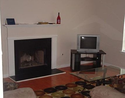 2nd image of 10822 Southshore Ct