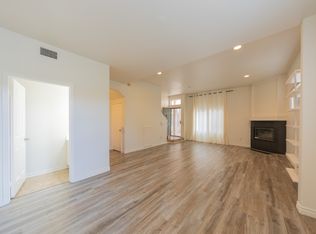 7020 Lennox Ave #A, Van Nuys, CA 91405