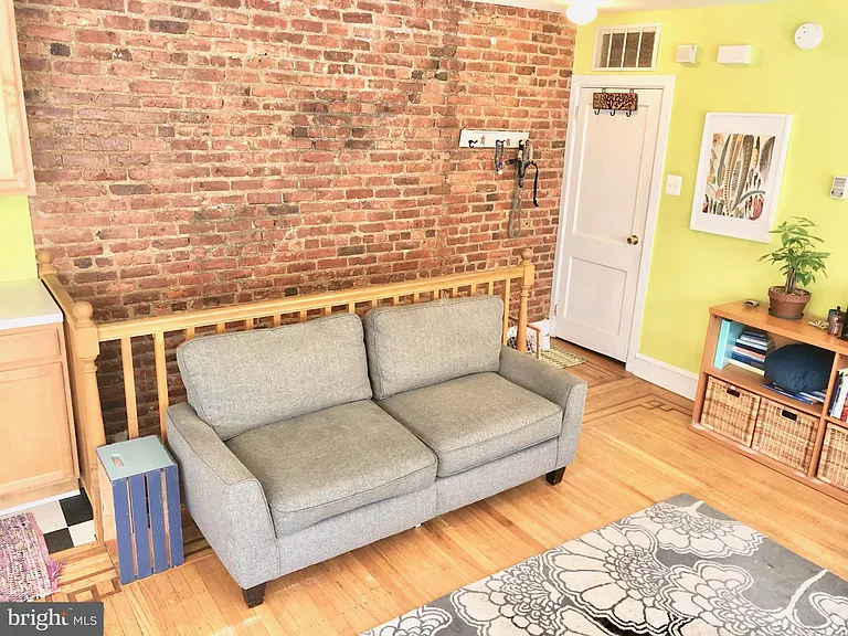506 W Coulter St #3 — Photo 4