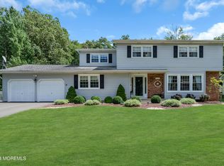 30 Emerson Dr, Morganville, NJ 07751