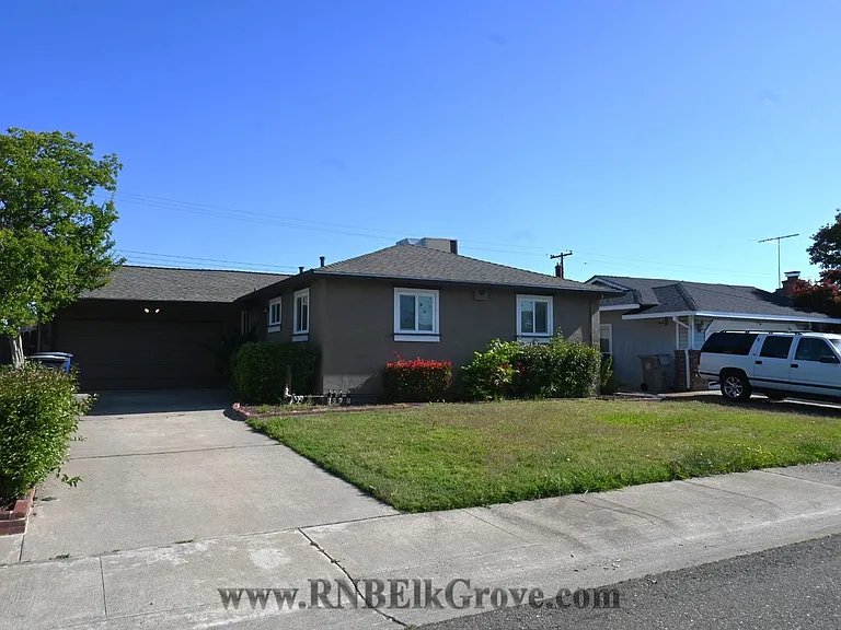 2620 Fernandez Dr — Photo 2
