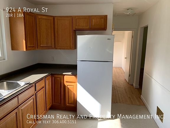 2nd image of 924A Royal St