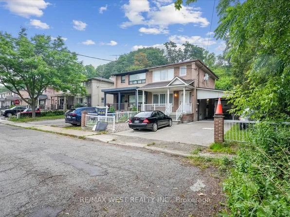 3 Hilldale Rd NW, Toronto, ON M6N 3Y1