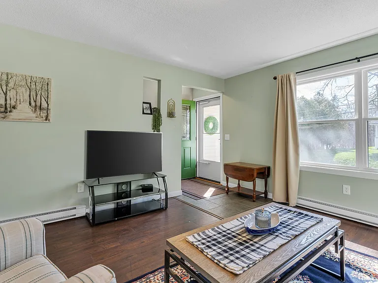 107 Beckley St — Photo 35
