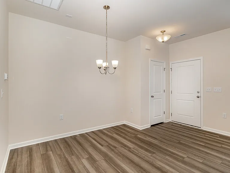 5706 Kalamata Dr — Photo 8