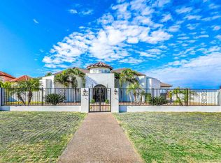 8704 High Creek Dr, Laredo, TX 78045