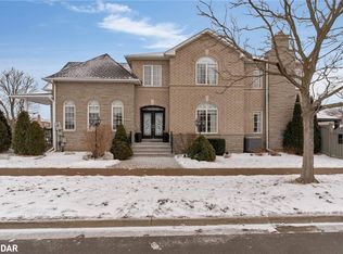 819 Napa Valley Ave, Vaughan, ON L4H1X4