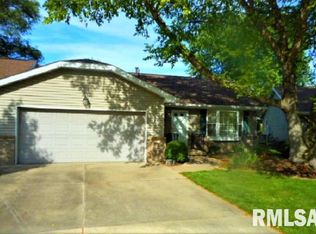2404 1st Street Ct, Moline, IL 61265
