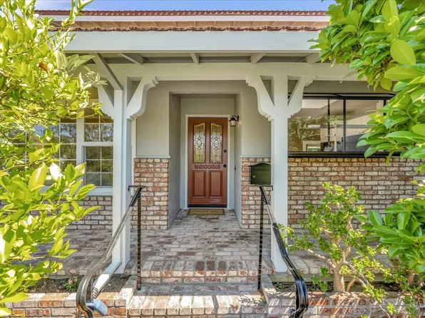 24 Fowler Court, San Rafael, CA 94903