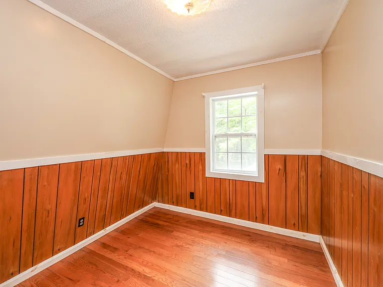 168 Williams Rd — Photo 22