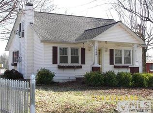 1039 Cedar Ck Rd, Vanleer, TN 37181