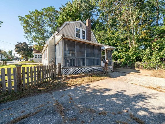 2nd image of 233 Lake Street