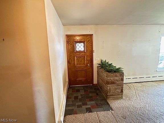 2nd image of 141 Roosevelt Ave