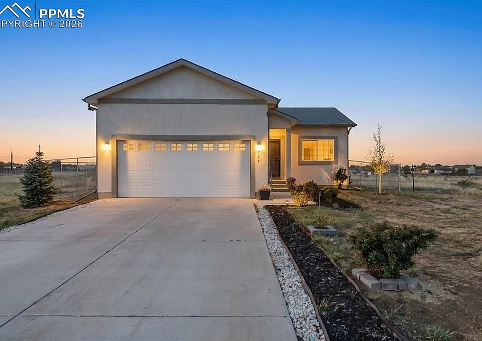 1st image of 764 S Granito Vista Ln