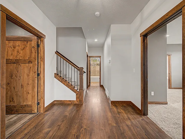 60829 Westview Dr — Photo 15