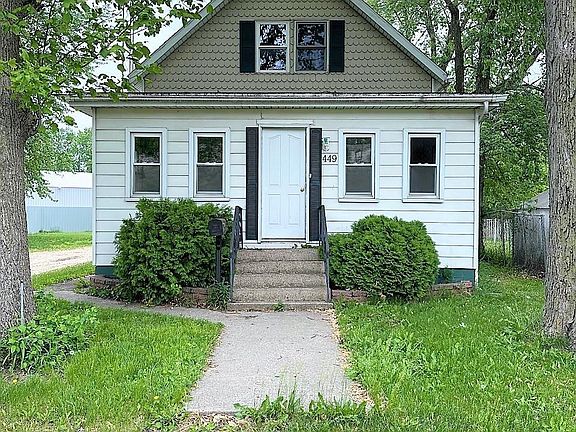 2nd image of 449 Lincoln St