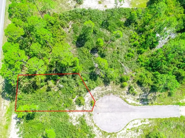 56 Carraway Cir, Carrabelle, FL 32322