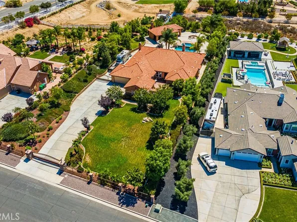 17536 Fairbreeze Ct, Riverside, CA 92504