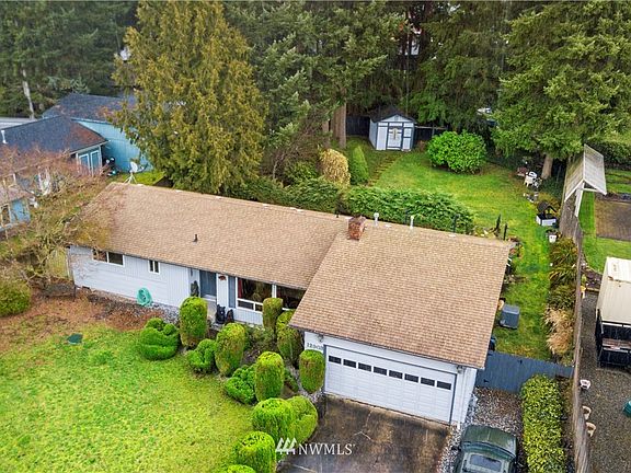5th image of 12903 122nd Avenue Ct E