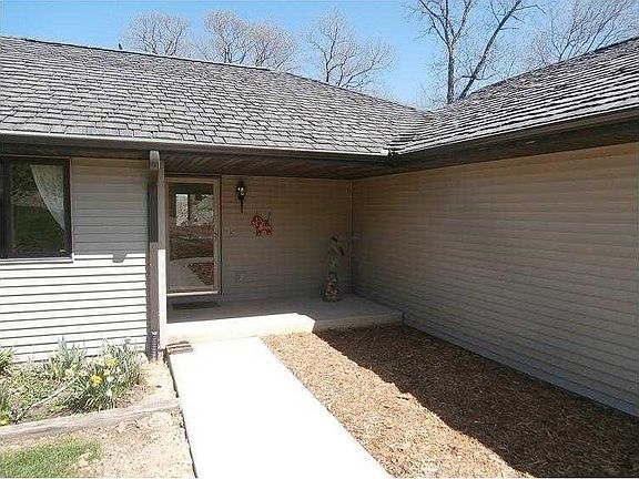 4th image of 1125 Heron Ct