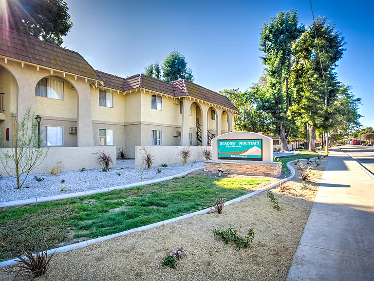 Shadow Mountain Apartments — Photo 53