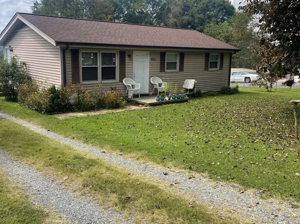 4953 6th St SW, Catawba, NC 28609