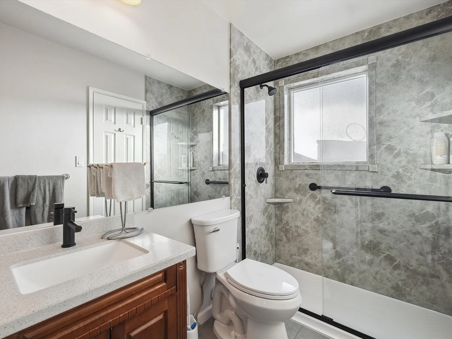 1 bed, 650 sqft, $1,700 — Photo 2