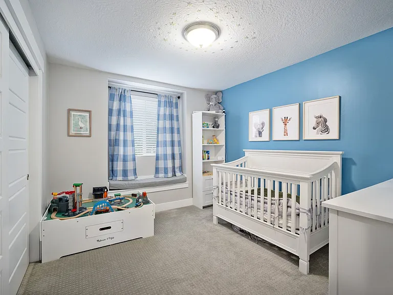 707 W Ridgeline Dr — Photo 10
