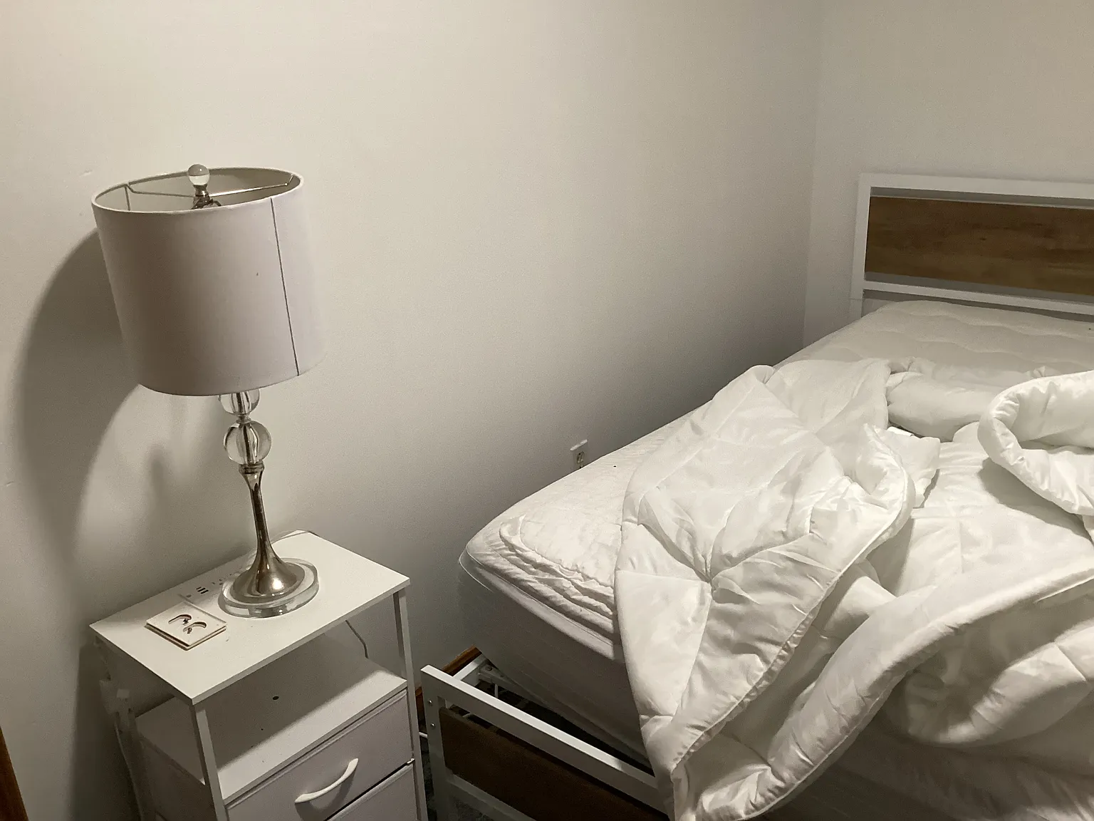 2 bed, 1800 sqft, $1,200 — Photo 3