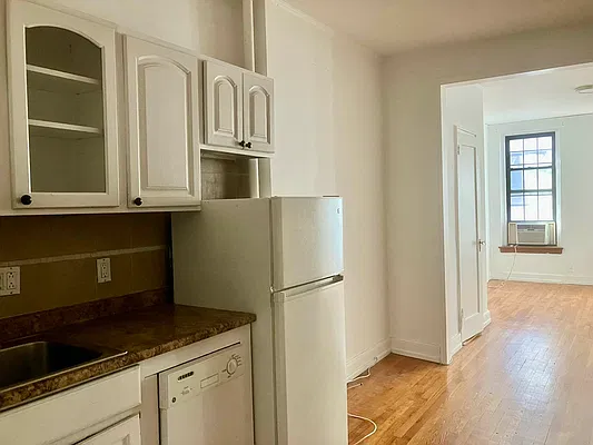 Rented by Oxford Property Group | media 7
