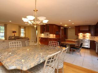 300 Blauvelt Rd, Pearl River, NY 10965