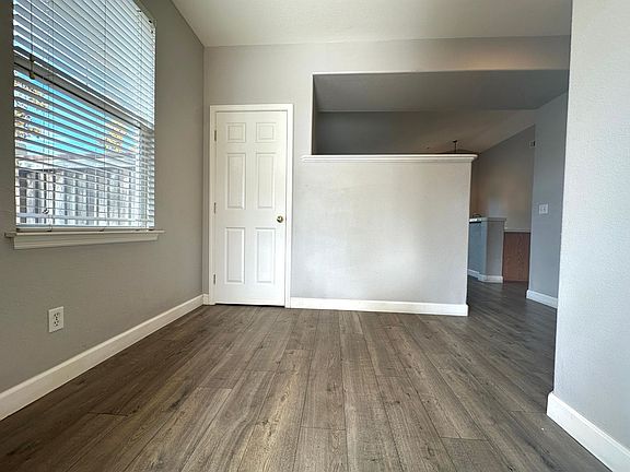 2nd image of 885 Sawyer Way
