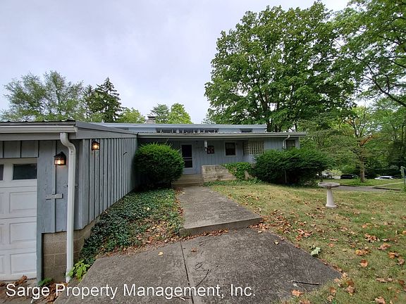 2nd image of 1425 E Hunter Ave