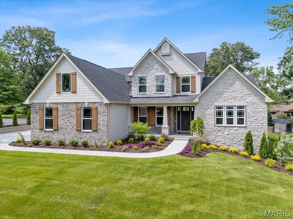 19 Beaver Dr, Saint Louis, MO 63141