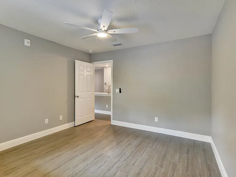 3024 Parkway Boulevardblossom Park — Photo 21