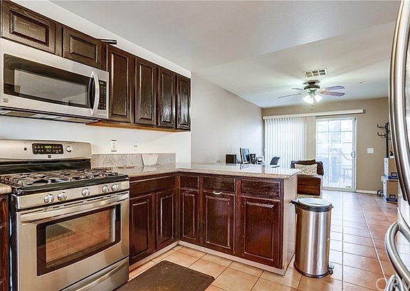 5th image of 8811 Cedar St #4