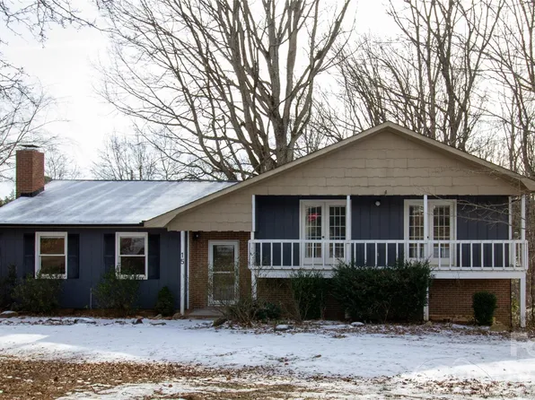 15 Search Dr, Concord, NC 28025