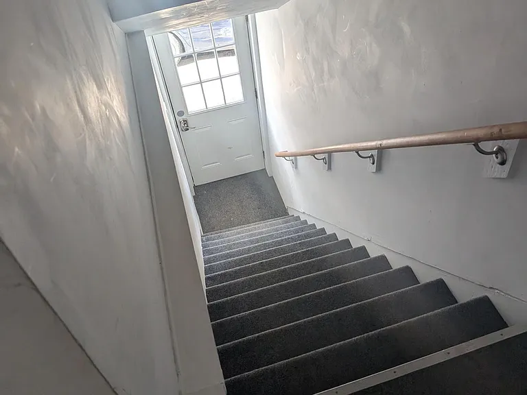 22 Chase St — Photo 12