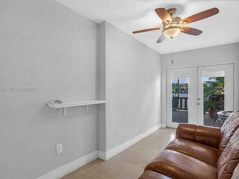 862 W 79th St #0 — Photo 15