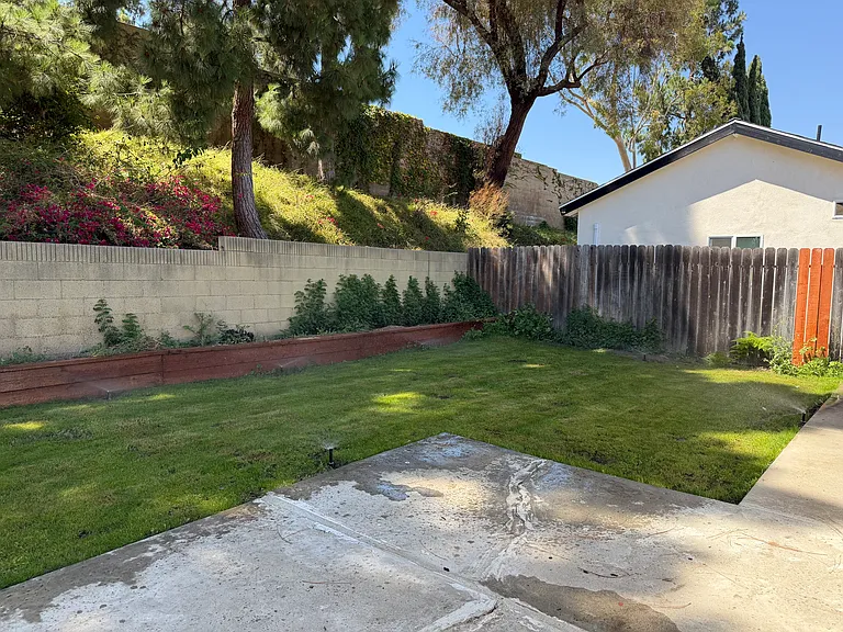 14921 Pinehaven Rd — Photo 35