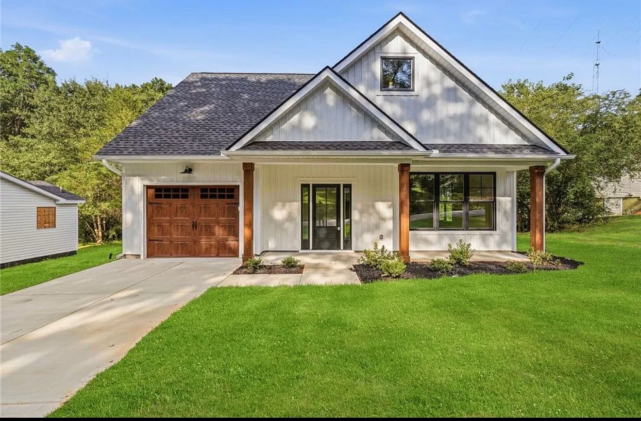 3 bed, 2.5 bath, 1528 sqft, $2,750 — Photo 1